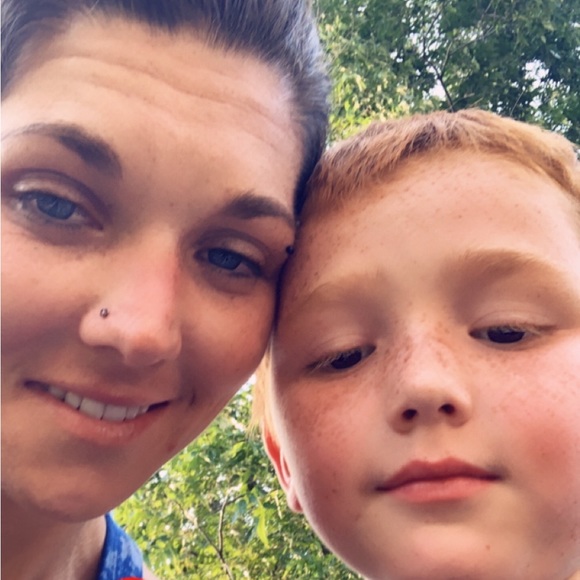 Meet your Posher, Paige - Picture 2 of 7